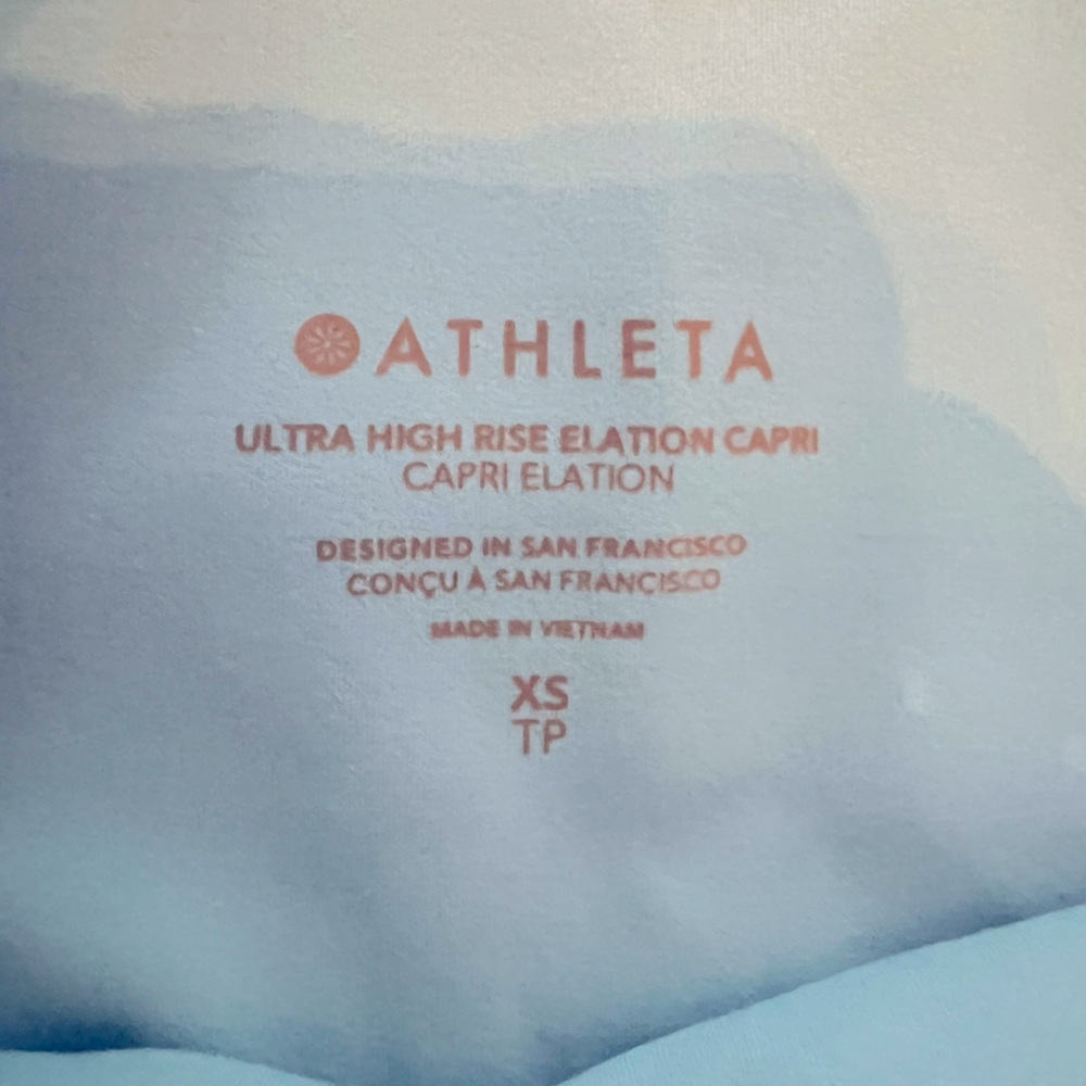 Athleta Ultra High Rise Elation Capri Workout Pants - Picture 9 of 9